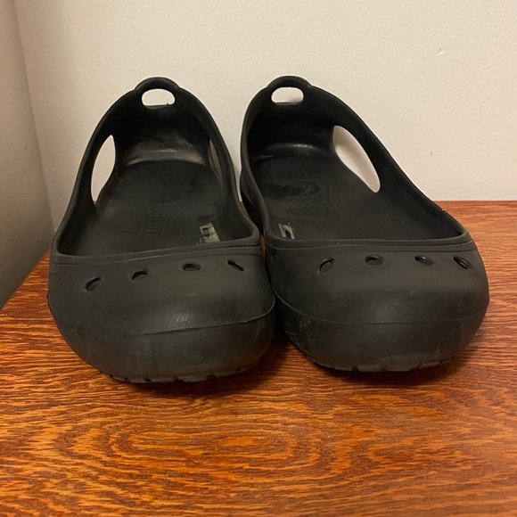 CROCS -Women's Kadee Ballet Flats Size 9 Black Rubber Slip On Beach Garden Shoe - Picture 3 of 6